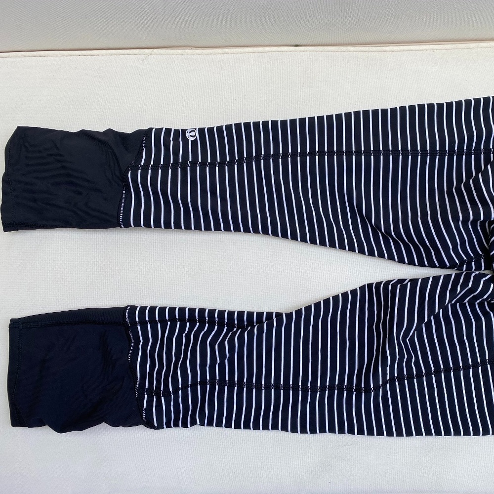 Cute Striped Lululemon Pants size 6
